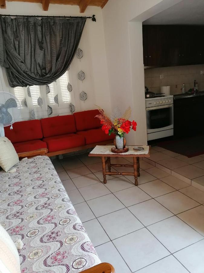 Philoxenia Holiday Home Pappadhianika ภายนอก รูปภาพ